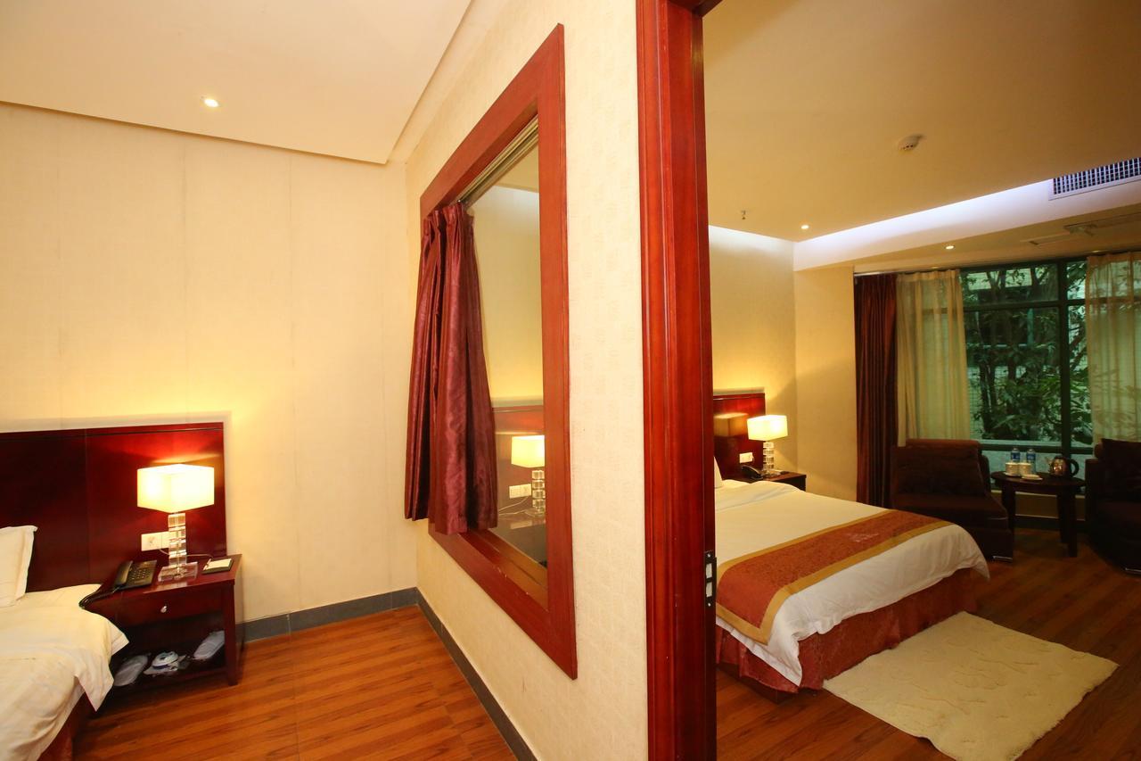 Grand Villa Hotel Гуанчжоу Экстерьер фото