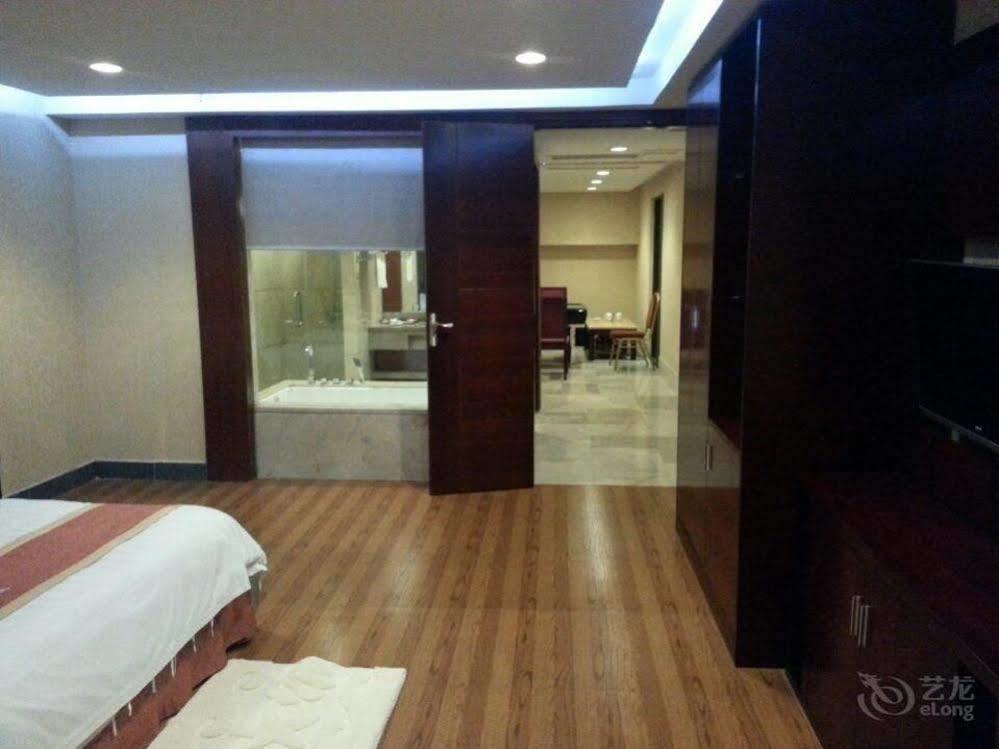 Grand Villa Hotel Гуанчжоу Экстерьер фото