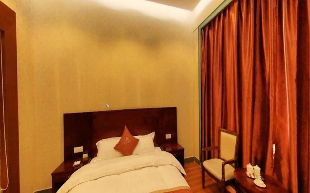 Grand Villa Hotel Гуанчжоу Экстерьер фото